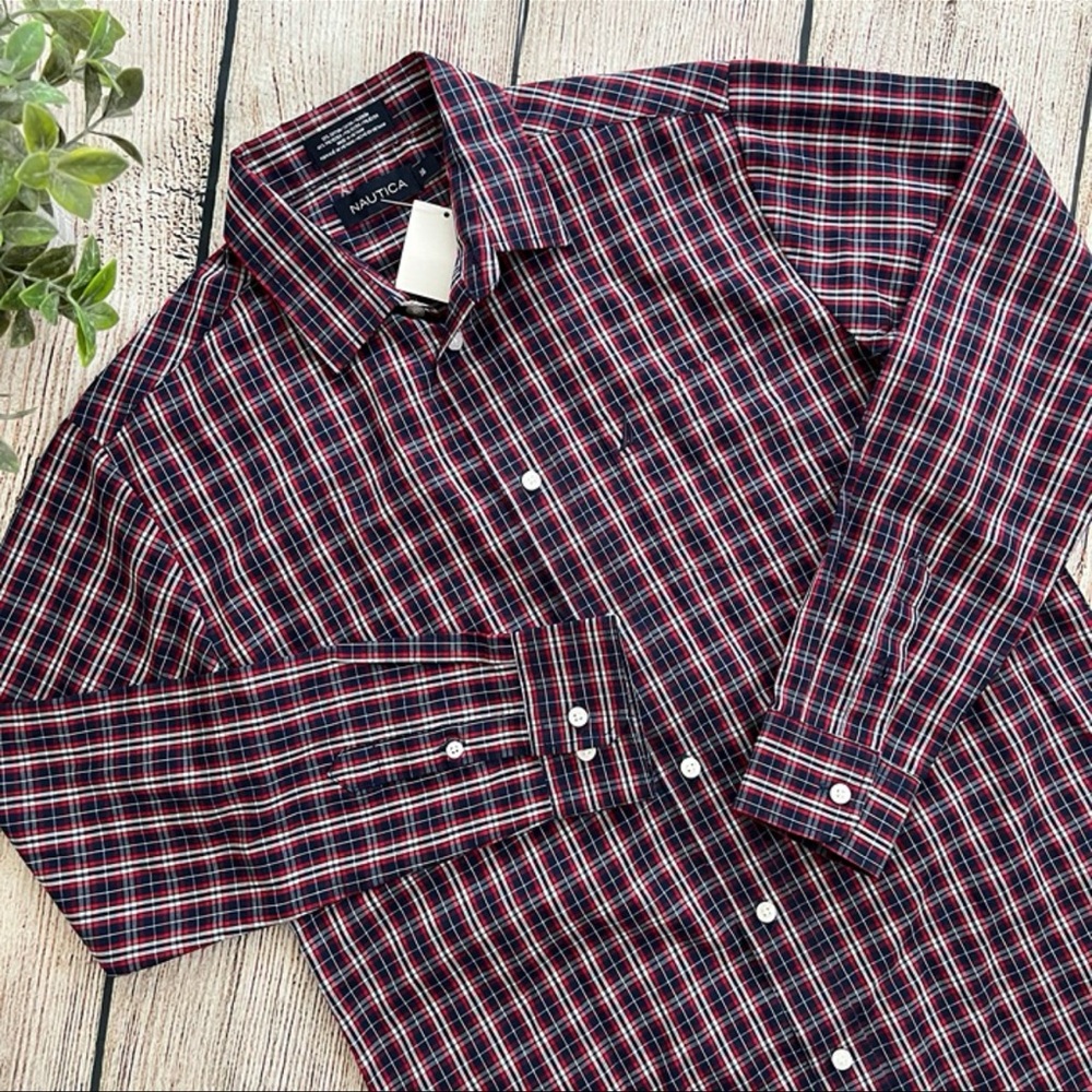E1-- NWT blue red NAUTICA plaid long sleeve button collar casual shirt boys 16
